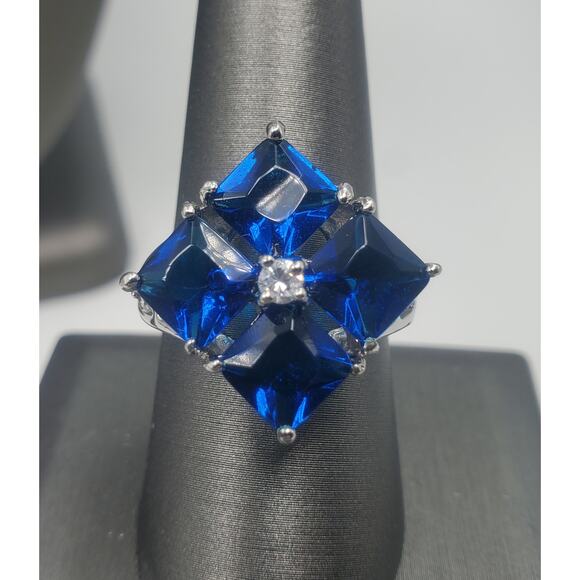 Vintage Simulated Blue Sapphire Necklace, Earrings, and Size 9 Ring Set - NOS - Picture 9 of 9